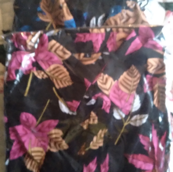 Clothes - Picture 12 of 14